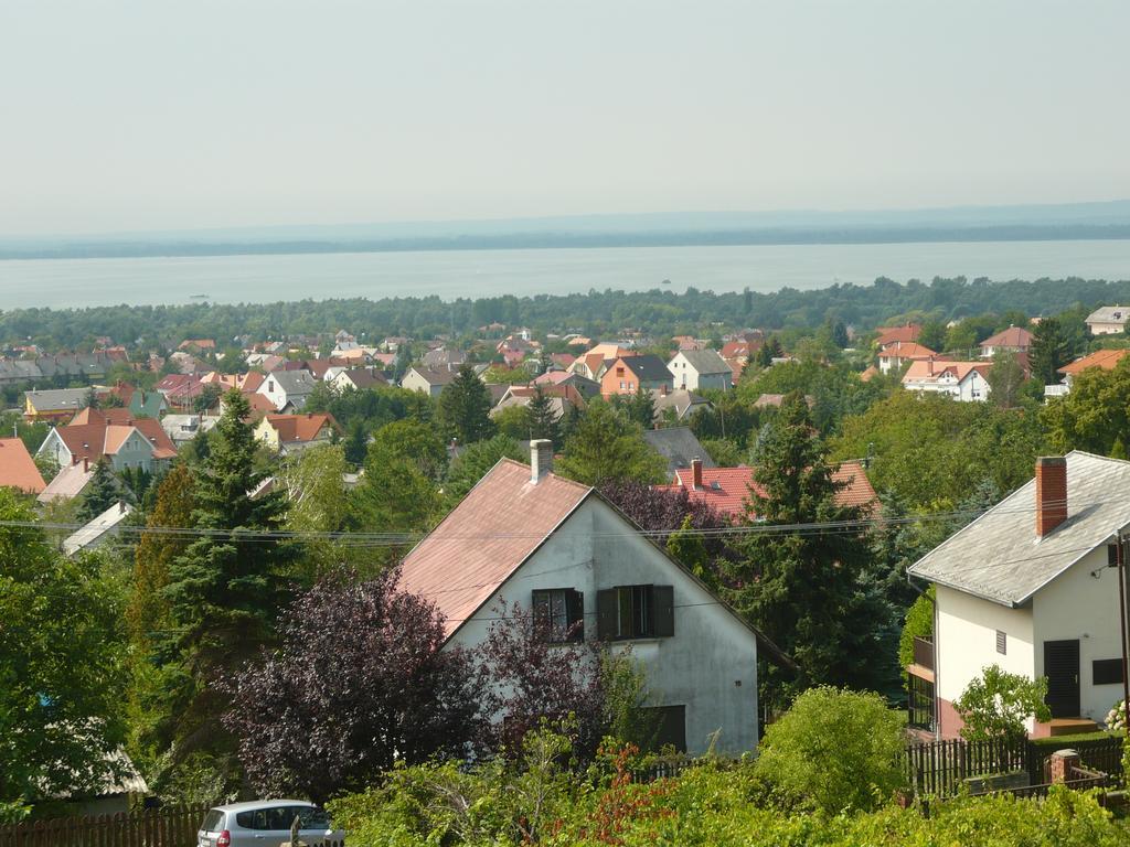 Вілла Judit Vendeghaz A Balatonnal Вонярцвашгедь Екстер'єр фото